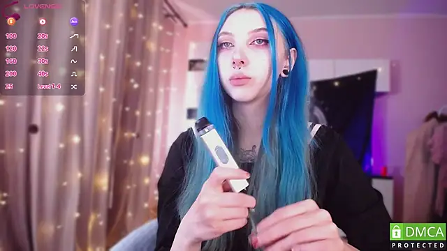 JustMeowGirl online show from 11-15-25, 04:16