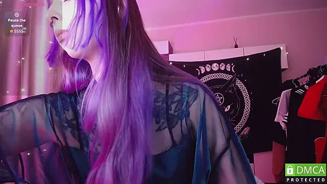 Snapshot of JustMeowGirl chatting on 08-01-26, 04:43 JustMeowGirl online show from 08-01-26, 04:43