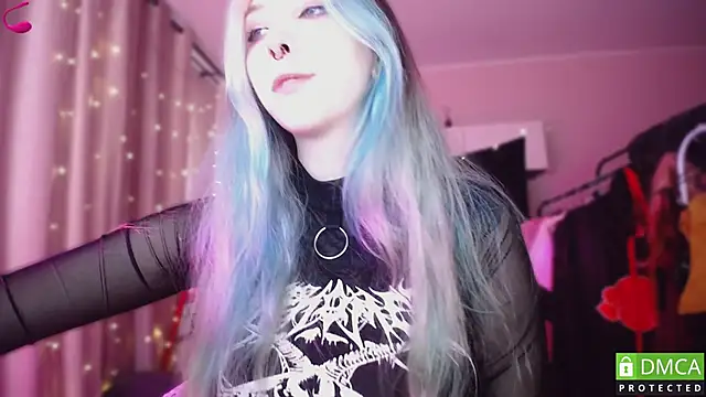 JustMeowGirl online show from 04-13-26, 05:55