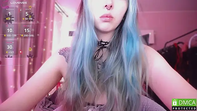Snapshot of JustMeowGirl chatting on 05-01-26, 05:45 JustMeowGirl online show from 05-01-26, 05:45