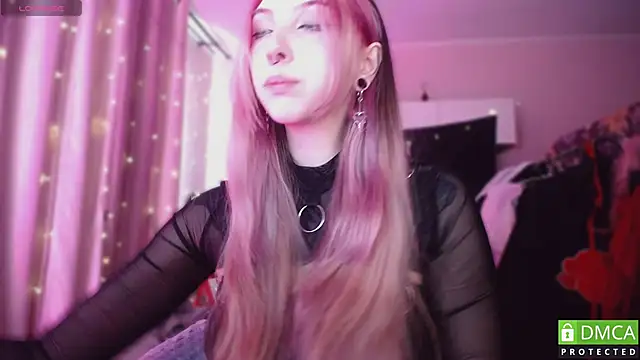 Snapshot of JustMeowGirl chatting on 05-25-26, 05:29 JustMeowGirl online show from 05-25-26, 05:29
