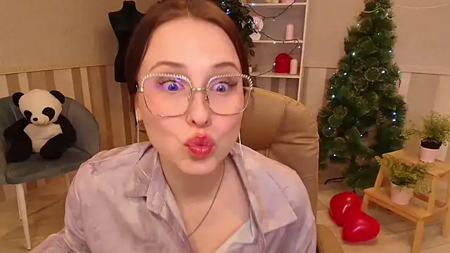 Snapshot of Barbie_Bye chatting on 02-11-25, 08:20 Barbie Bye online show from 02-11-25, 08:20