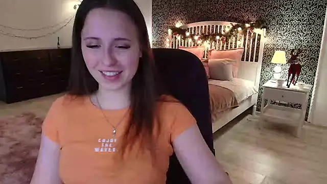 Snapshot of Barbie_Bye chatting on 01-13-25, 03:12 Barbie Bye online show from 01-13-25, 03:12