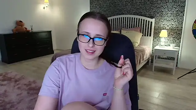 Snapshot of Barbie_Bye chatting on 01-30-25, 11:13 Barbie Bye online show from 01-30-25, 11:13