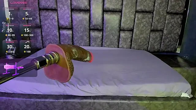 Foxy Assh  online show from 04-15-26, 05:02