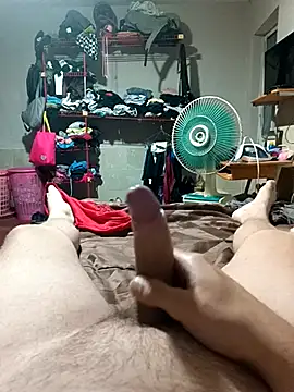 Aledw9 online show from 02-17-26, 05:49