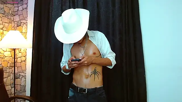 Bastiaan 28 online show from 03-05-26, 10:37