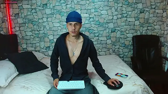 Bastiaan 28 online show from 02-09-26, 09:57