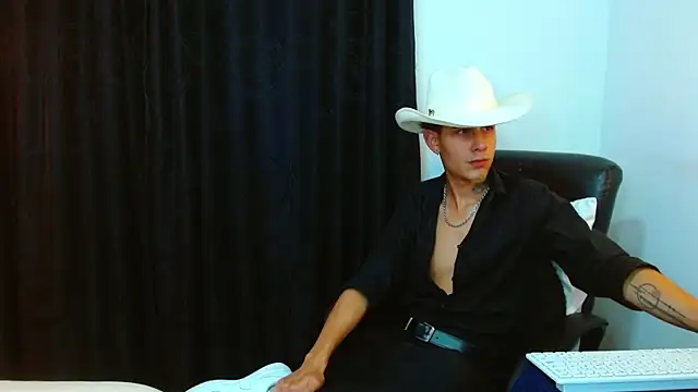 Bastiaan 28 online show from 03-24-26, 02:22