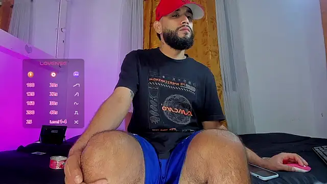 Snapshot of estiben_05 chatting on 02-03-26, 04:01 estiben 05 online show from 02-03-26, 04:01