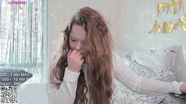 HANNA MONTANAS online show from 03-21-25, 02:18