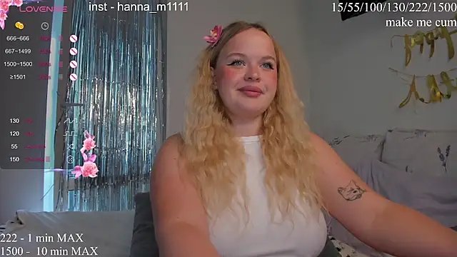 Snapshot of HANNA_MONTANAS chatting on 05-25-26, 04:06 HANNA MONTANAS online show from 05-25-26, 04:06