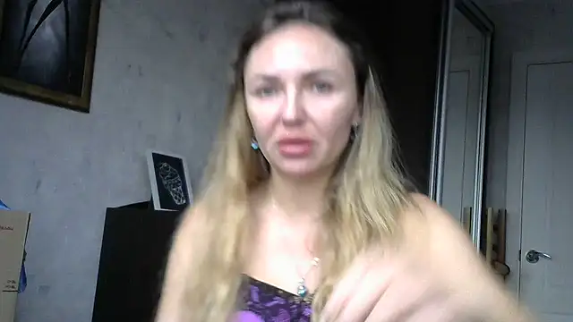 AngelinaLove28 online show from 11-23-25, 08:02