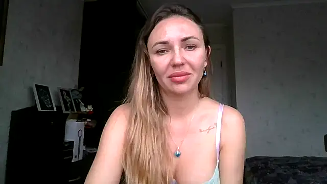 AngelinaLove28 online show from 11-19-25, 07:08