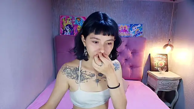 charlottemoonxz online show from 07-16-26, 05:32