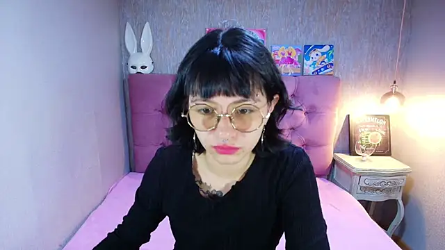 charlottemoonxz online show from 06-17-26, 05:12