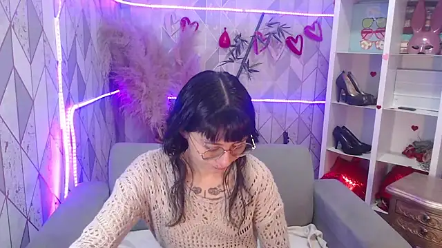 charlottemoonxz online show from 09-22-25, 03:29