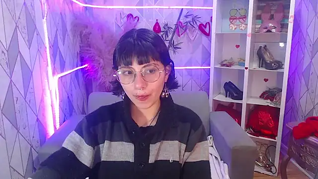 charlottemoonxz online show from 10-17-25, 07:59