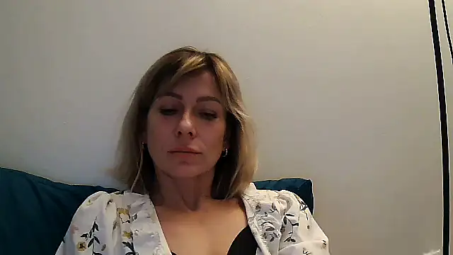 anechka1 online show from 12-22-25, 09:15