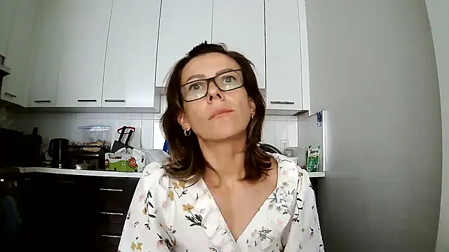 Snapshot of anechka1 chatting on 07-23-26, 06:48 anechka1 online show from 07-23-26, 06:48