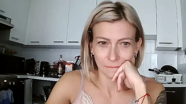 anechka1 online show from 09-19-25, 02:10