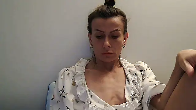 Snapshot of anechka1 chatting on 07-13-26, 12:54 anechka1 online show from 07-13-26, 12:54