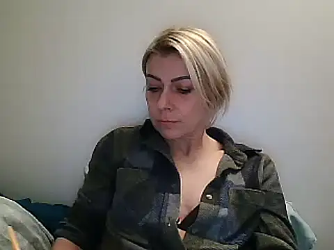 anechka1 online show from 01-02-25, 10:55