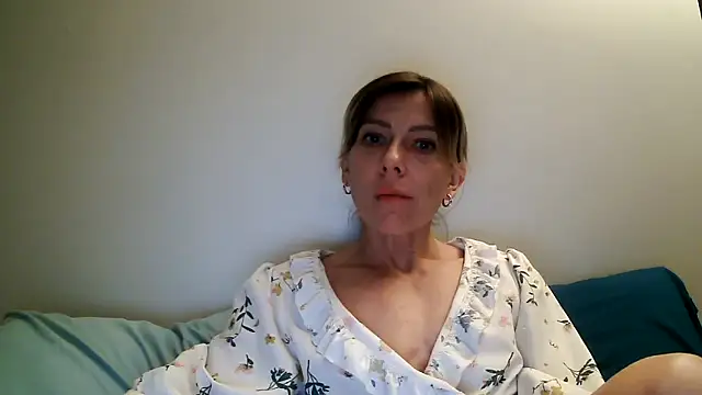 anechka1 online show from 05-01-26, 12:37