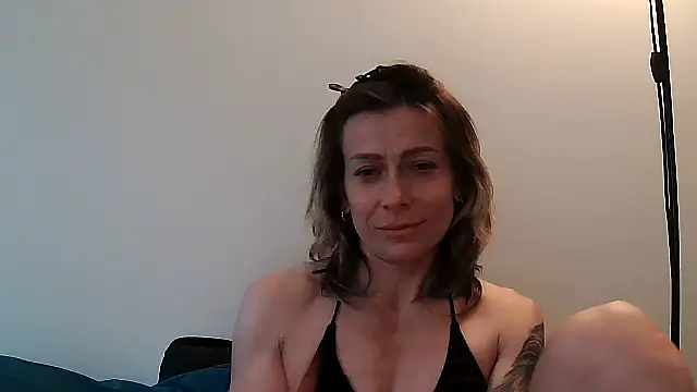 Snapshot of anechka1 chatting on 07-05-26, 12:15 anechka1 online show from 07-05-26, 12:15