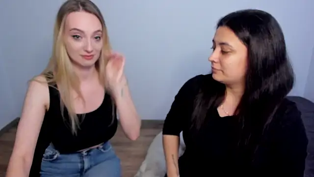 LuciaLoca online show from 04-03-26, 10:27