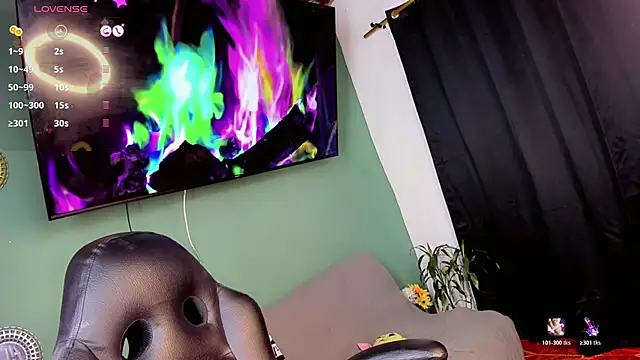 Snapshot of Charming_J chatting on 02-04-26, 12:00 Charming J online show from 02-04-26, 12:00