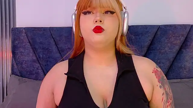 Karmilla Rosse online show from 03-30-26, 10:39