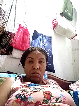 Snapshot of Surreyaa chatting on 10-25-25, 03:17 Surreyaa online show from 10-25-25, 03:17