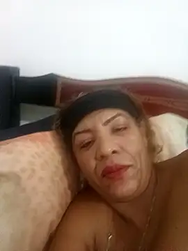 Snapshot of Surreyaa chatting on 03-14-25, 06:53 Surreyaa online show from 03-14-25, 06:53
