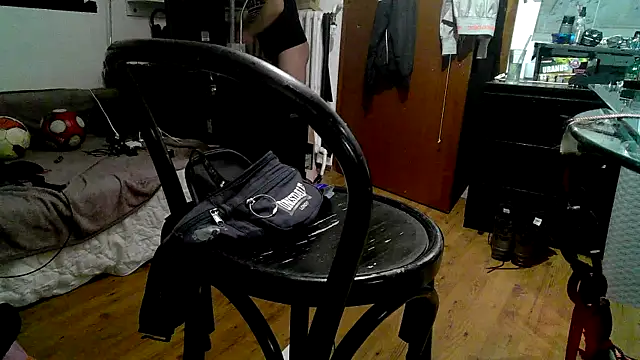 Snapshot of 0815lukas2024 chatting on 09-25-25, 01:00 0815lukas2024 online show from 09-25-25, 01:00