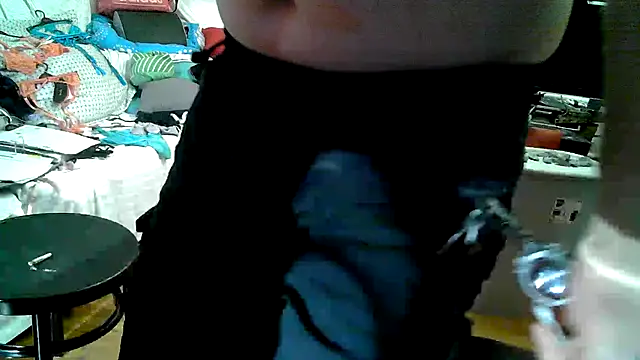 Snapshot of 0815lukas2024 chatting on 10-09-25, 11:00 0815lukas2024 online show from 10-09-25, 11:00