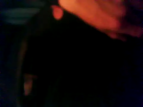 Snapshot of 0815lukas2024 chatting on 03-14-25, 04:43 0815lukas2024 online show from 03-14-25, 04:43