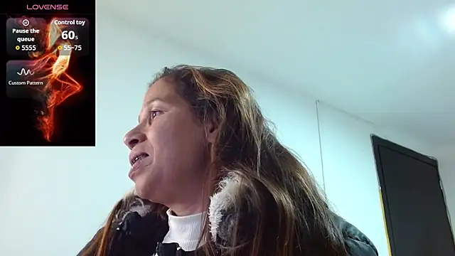 Snapshot of CaroMasha chatting on 03-24-26, 02:55 CaroMasha online show from 03-24-26, 02:55