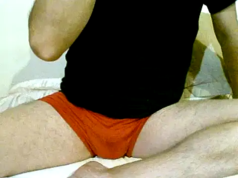 Snapshot of pollarikaaa chatting on 10-10-25, 01:39 pollarikaaa online show from 10-10-25, 01:39