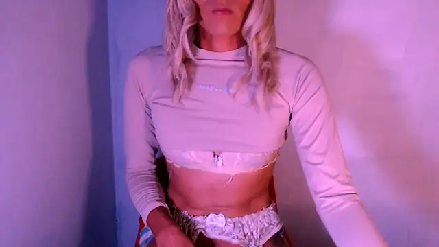 Snapshot of xxxxxchiaratsxxxxx chatting on 05-31-26, 03:01 xxxxxchiaratsxxxxx online show from 05-31-26, 03:01