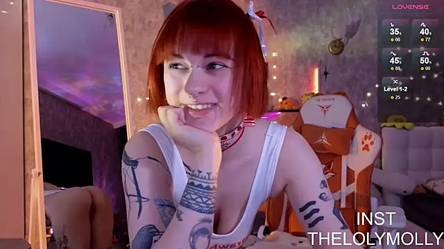 Snapshot of LolyMolli chatting on 02-02-26, 09:30 LolyMolli online show from 02-02-26, 09:30