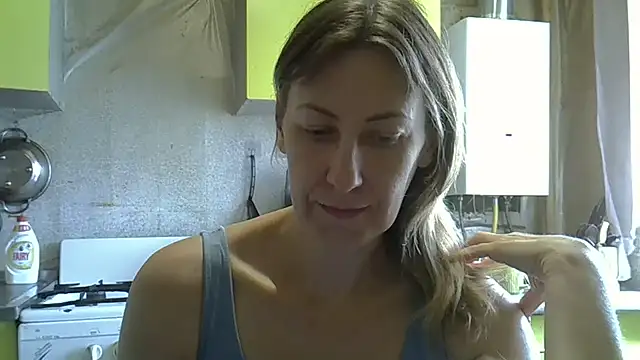 Snapshot of AshleyXHoney chatting on 06-26-26, 08:20 AshleyXHoney online show from 06-26-26, 08:20