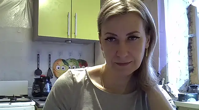 Snapshot of AshleyXHoney chatting on 01-31-25, 06:46 AshleyXHoney online show from 01-31-25, 06:46