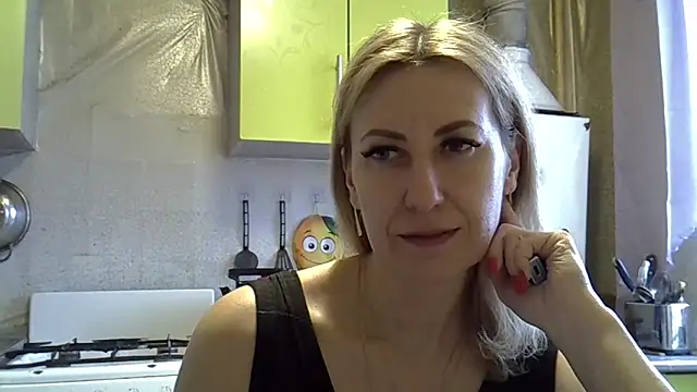 Snapshot of AshleyXHoney chatting on 02-10-25, 11:46 AshleyXHoney online show from 02-10-25, 11:46