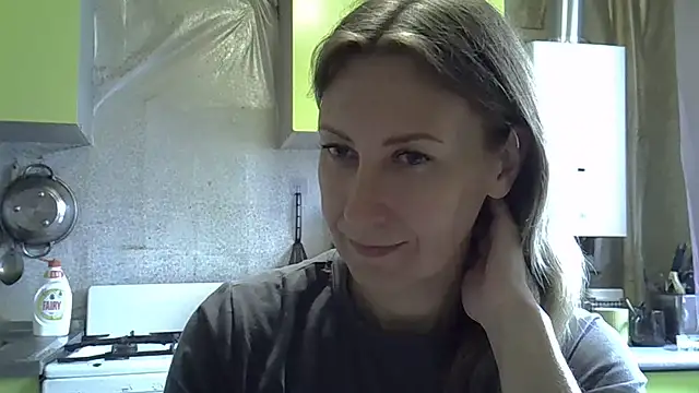 Snapshot of AshleyXHoney chatting on 06-15-26, 08:36 AshleyXHoney online show from 06-15-26, 08:36