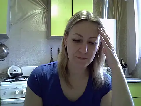 Snapshot of AshleyXHoney chatting on 01-12-26, 07:04 AshleyXHoney online show from 01-12-26, 07:04