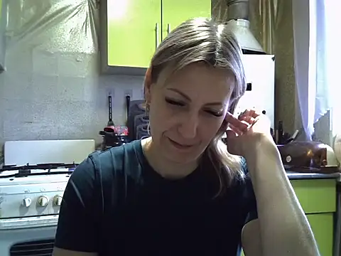 Snapshot of AshleyXHoney chatting on 11-07-25, 07:02 AshleyXHoney online show from 11-07-25, 07:02