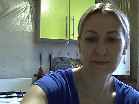 Snapshot of AshleyXHoney chatting on 09-27-25, 06:19 AshleyXHoney online show from 09-27-25, 06:19