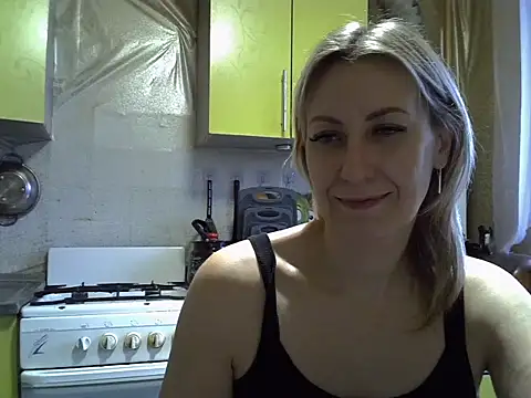 Snapshot of AshleyXHoney chatting on 11-27-25, 06:58 AshleyXHoney online show from 11-27-25, 06:58