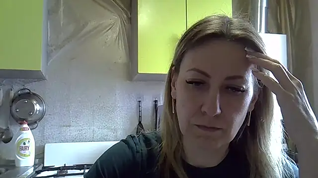 Snapshot of AshleyXHoney chatting on 03-03-26, 08:10 AshleyXHoney online show from 03-03-26, 08:10